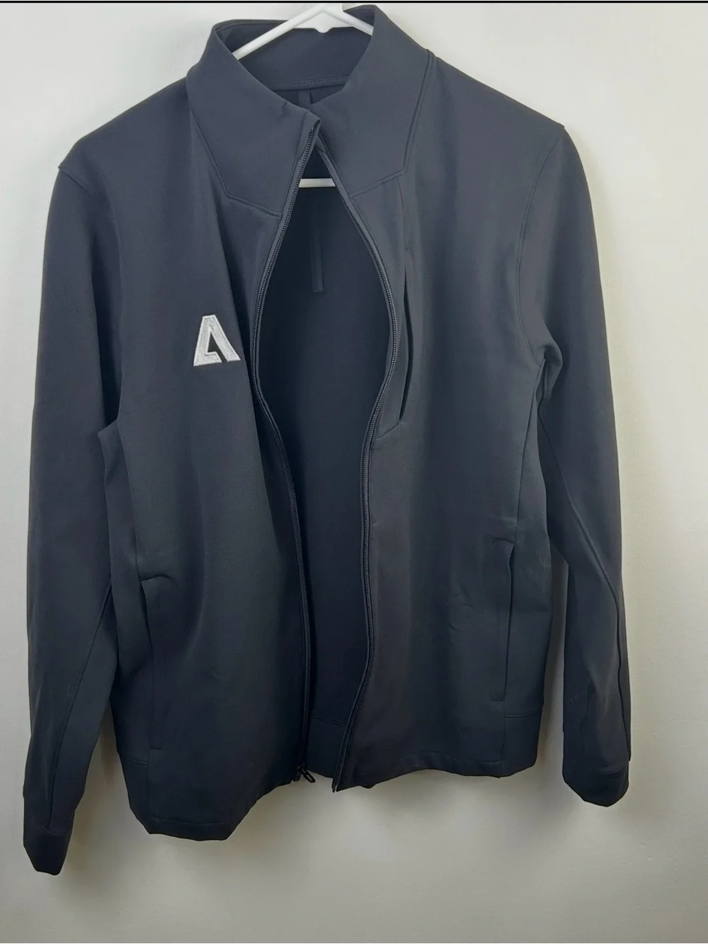 Lululemon Full Zip Men’s Black Performance Jacket - Medium